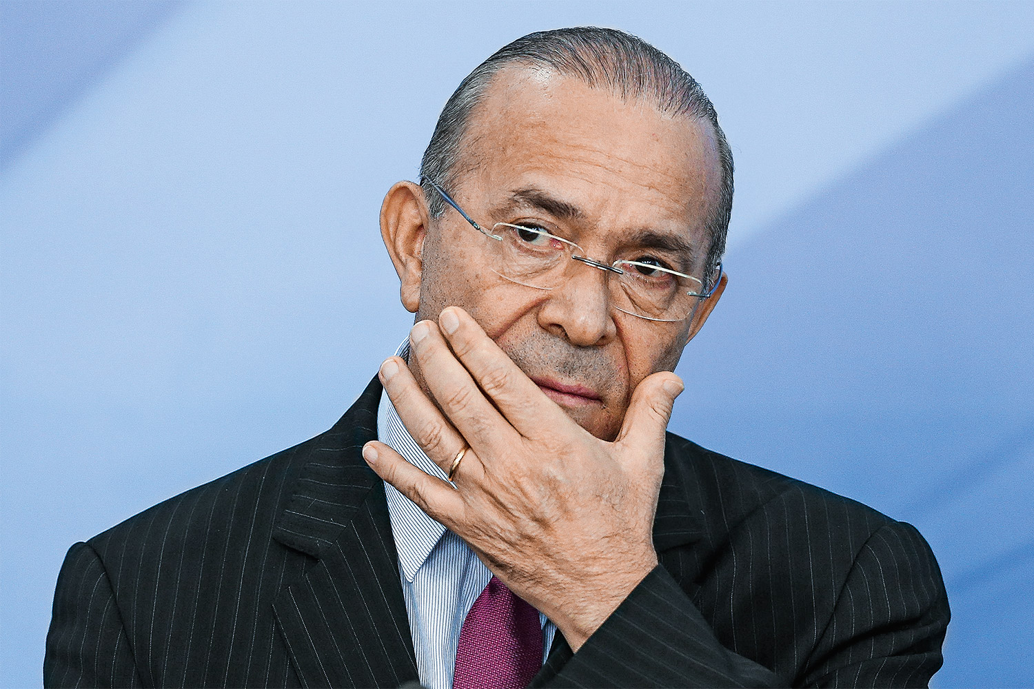 Padilha assumirá Ministério do Trabalho após saída de Yomura